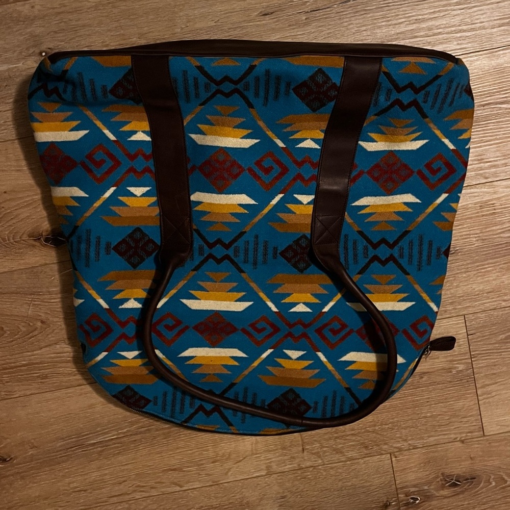 Pendleton Weekender Leather Tote Bag - image 2